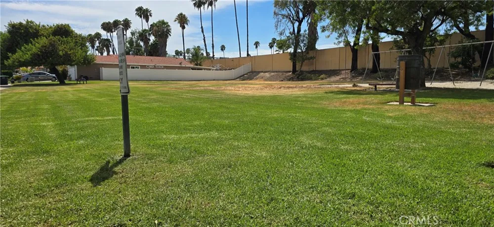 1961 Overland Colton, CA 92324
