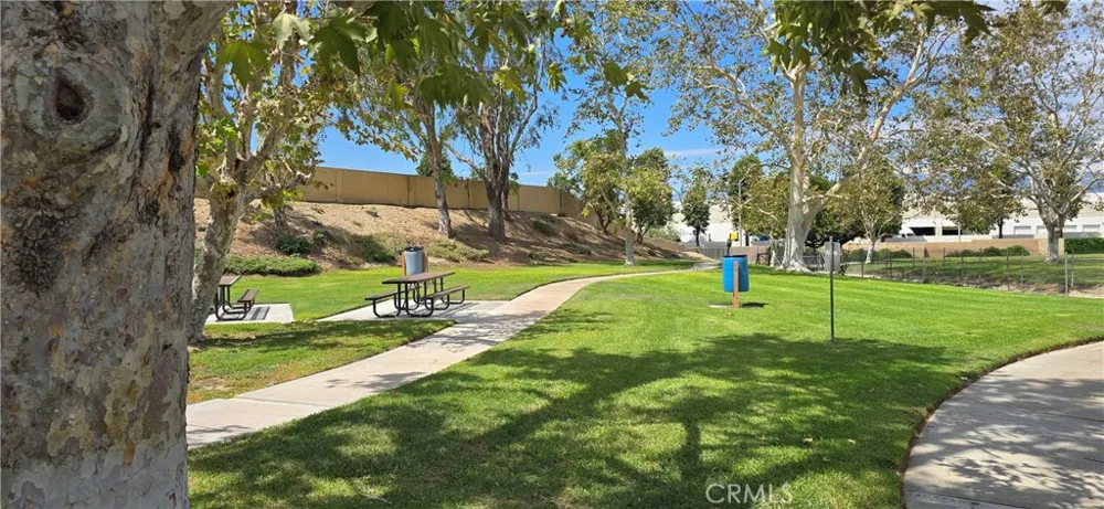 1961 Overland Colton, CA 92324
