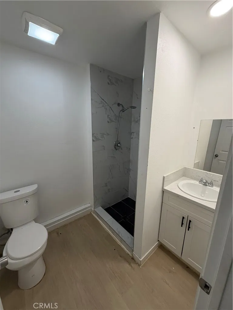 1047 W Avenue H6 Lancaster, CA 93534