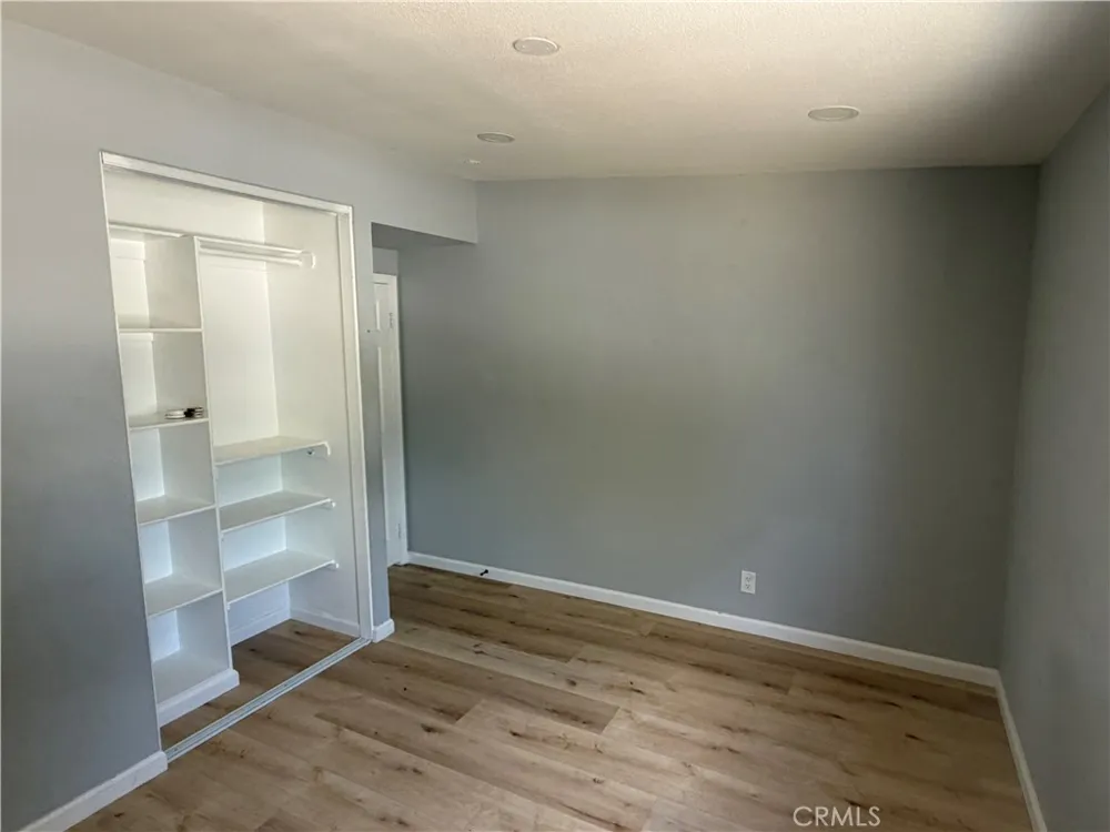 1047 W Avenue H6 Lancaster, CA 93534