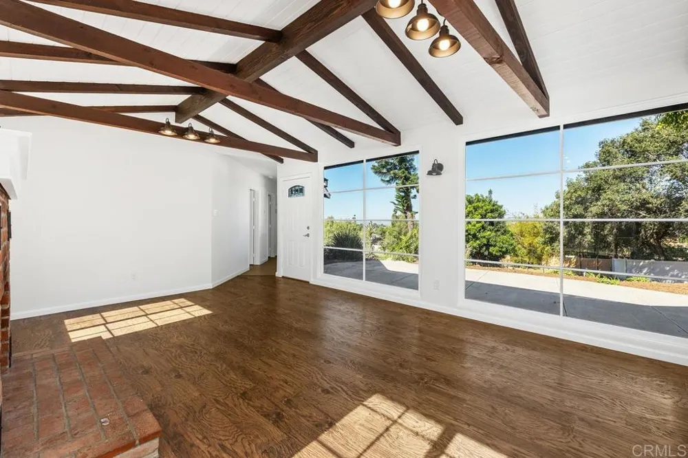 835 Barsby St #Main House Vista, CA 92084