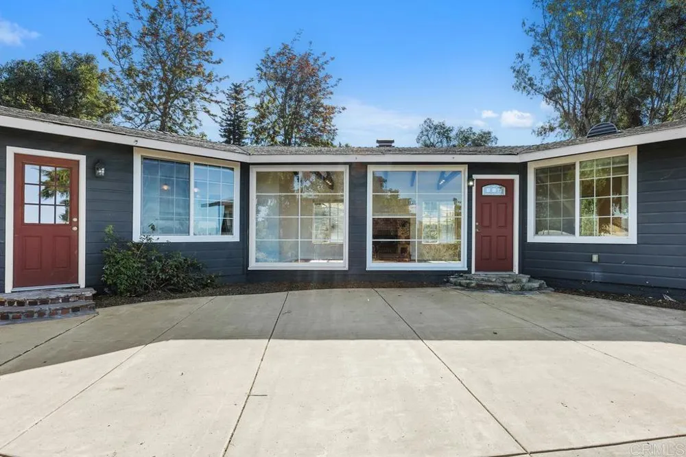 835 Barsby St #Main House Vista, CA 92084