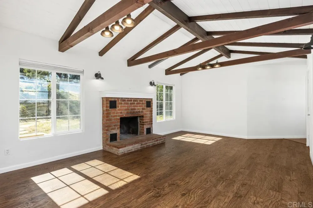 835 Barsby St #Main House Vista, CA 92084