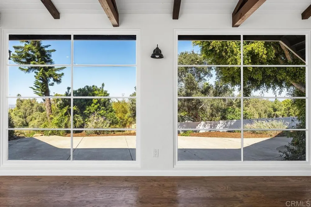 835 Barsby St #Main House Vista, CA 92084
