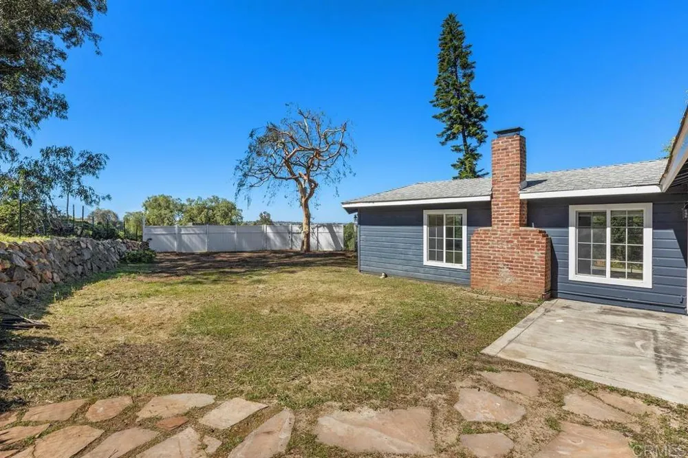 835 Barsby St #Main House Vista, CA 92084