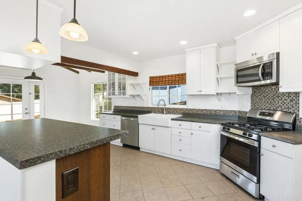 835 Barsby St #Main House Vista, CA 92084