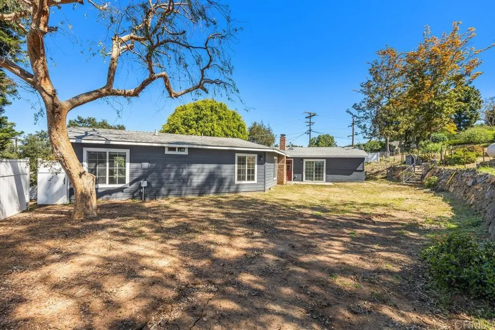 835 Barsby St #Main House Vista, CA 92084