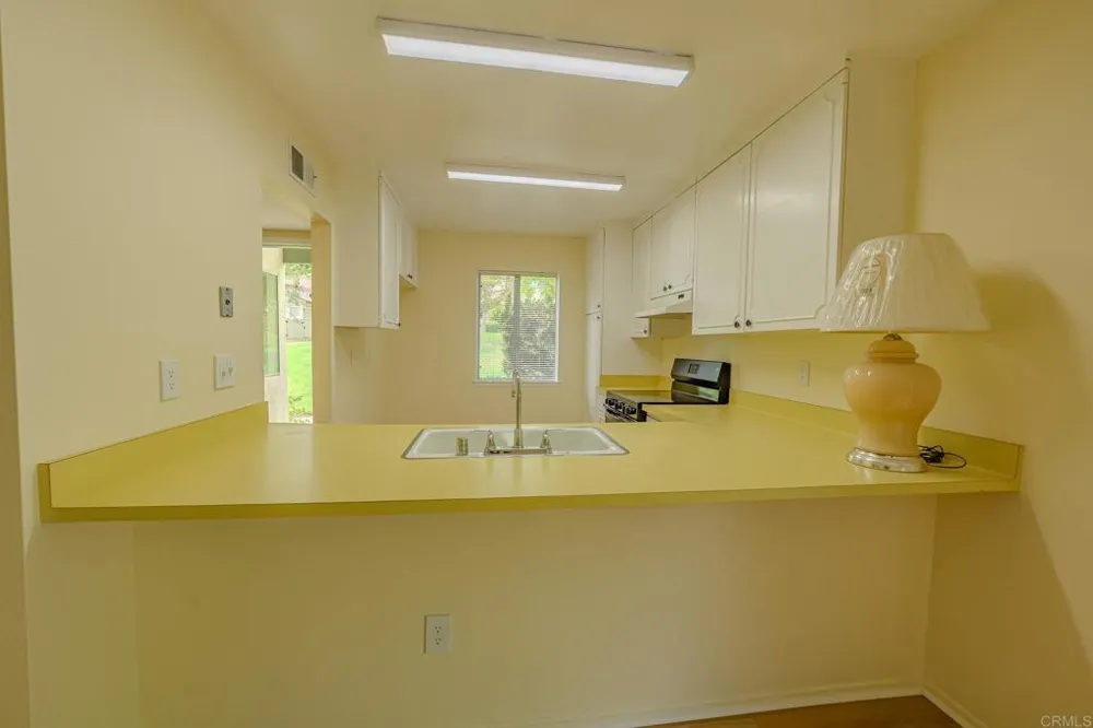 261 Parkside Escondido, CA 92026