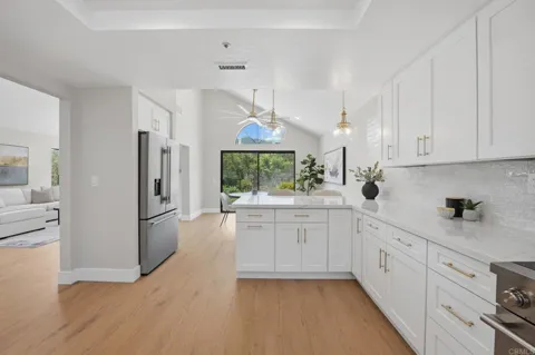 2262 Vista Valley Lane