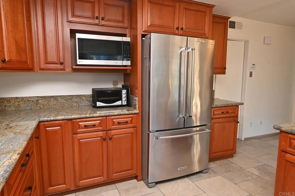 1881 Caminito Velez La Jolla, CA 92037