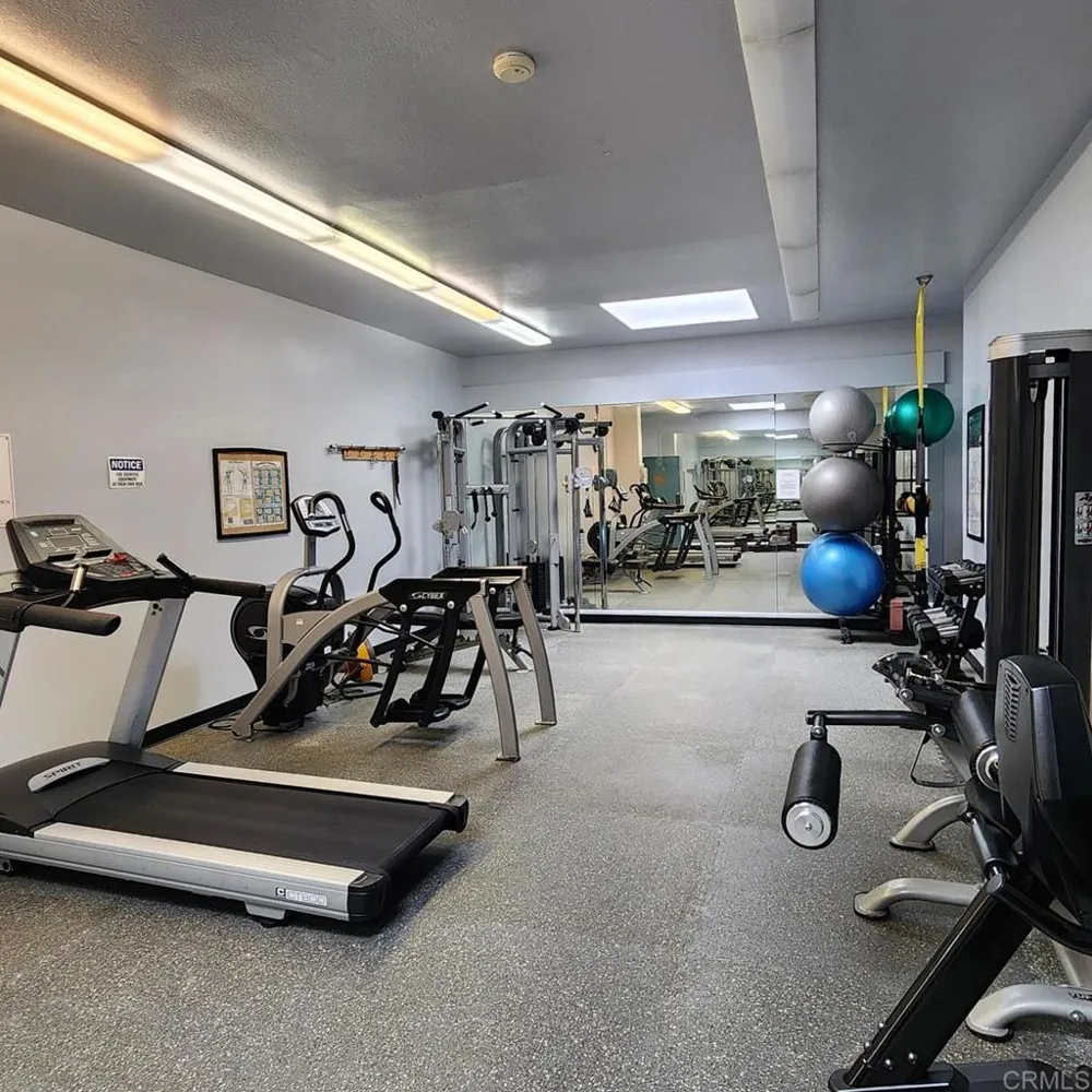1881 Caminito Velez La Jolla, CA 92037
