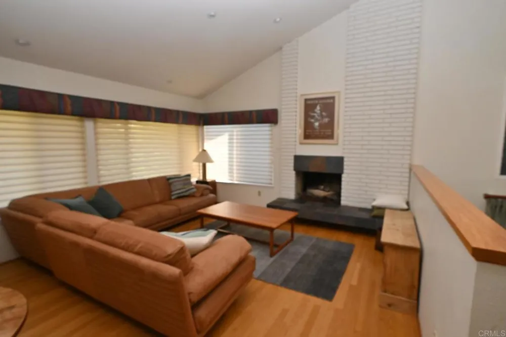 1881 Caminito Velez La Jolla, CA 92037