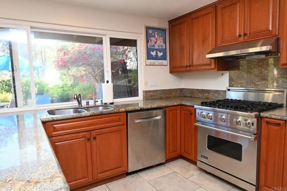 1881 Caminito Velez La Jolla, CA 92037