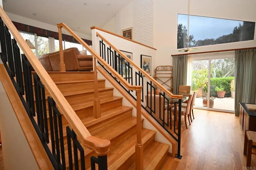 1881 Caminito Velez La Jolla, CA 92037
