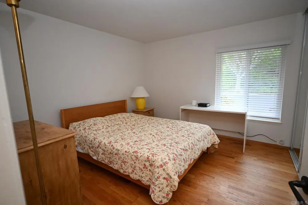 1881 Caminito Velez La Jolla, CA 92037