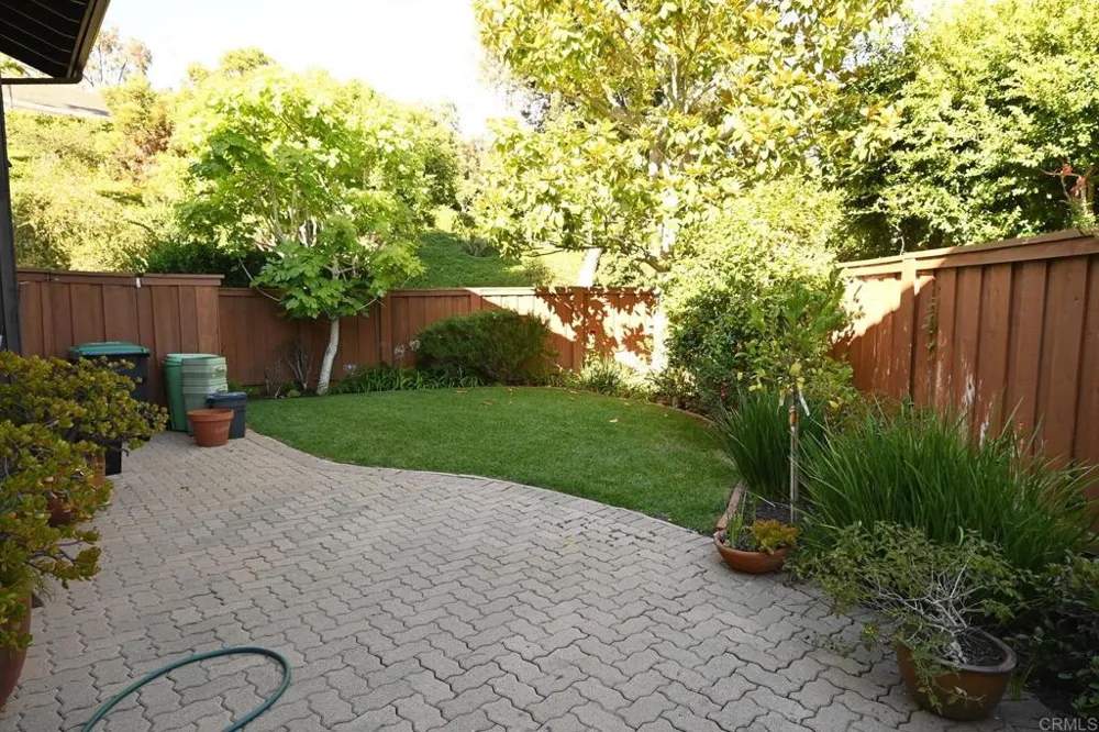 1881 Caminito Velez La Jolla, CA 92037