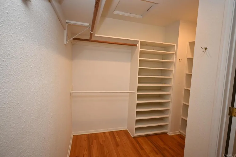 1881 Caminito Velez La Jolla, CA 92037