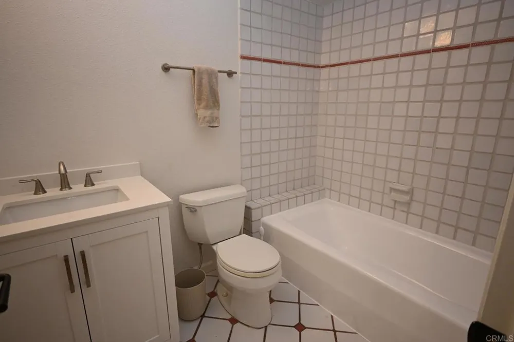 1881 Caminito Velez La Jolla, CA 92037