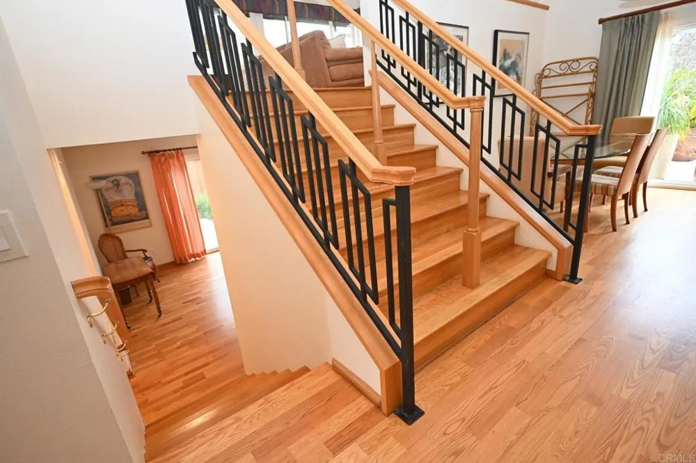 1881 Caminito Velez La Jolla, CA 92037