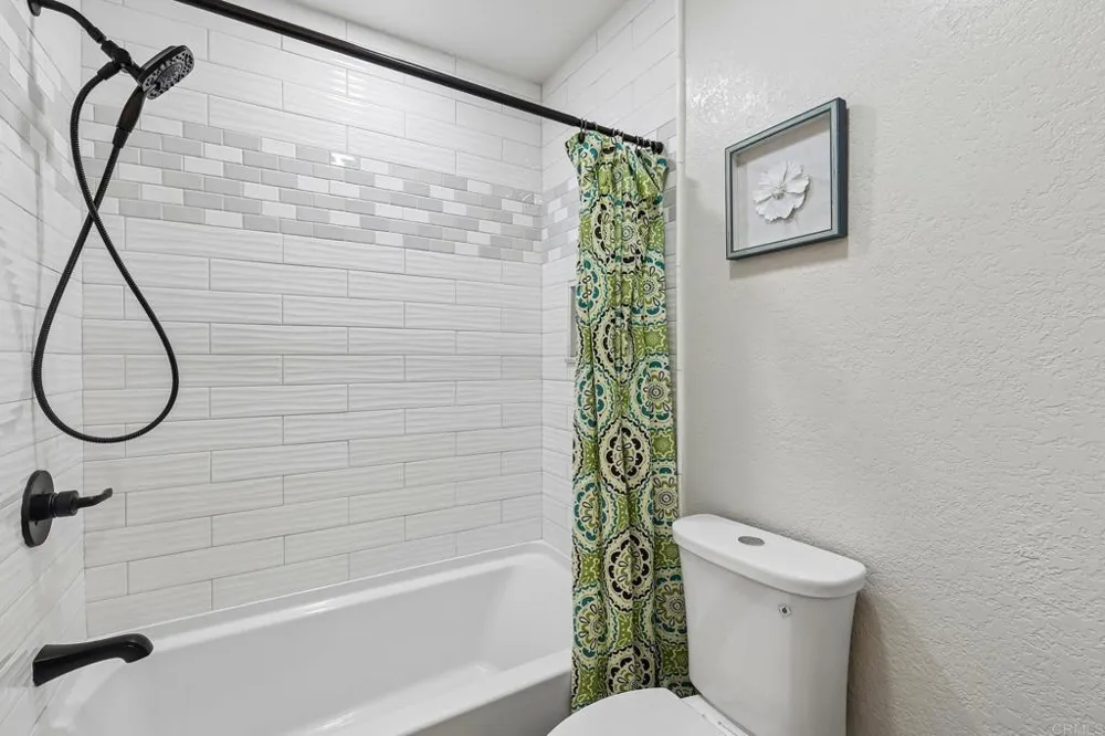 32078 Del Cielo Oeste Bonsall, CA 92003