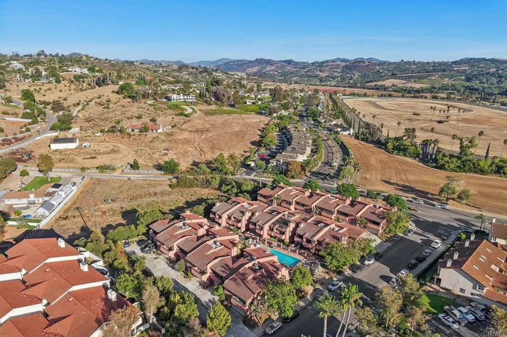 32078 Del Cielo Oeste Bonsall, CA 92003