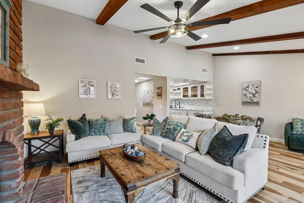32078 Del Cielo Oeste Bonsall, CA 92003