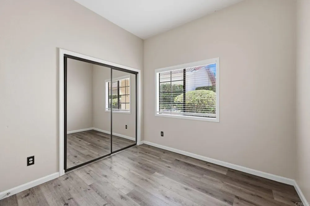 3534 Ridgewood Way Carlsbad, CA 92010