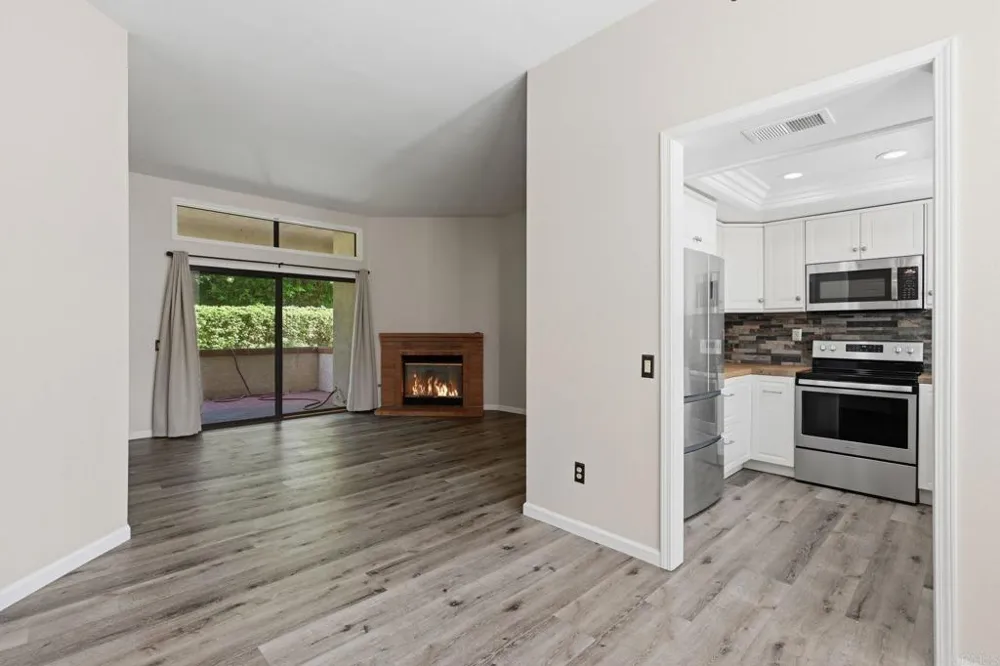 3534 Ridgewood Way Carlsbad, CA 92010