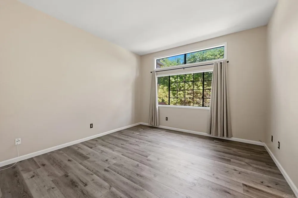 3534 Ridgewood Way Carlsbad, CA 92010