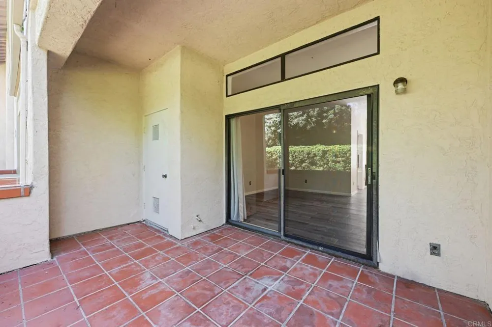 3534 Ridgewood Way Carlsbad, CA 92010