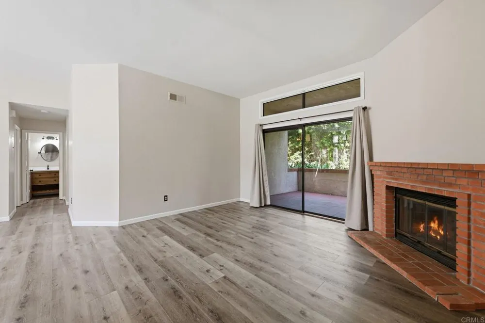 3534 Ridgewood Way Carlsbad, CA 92010