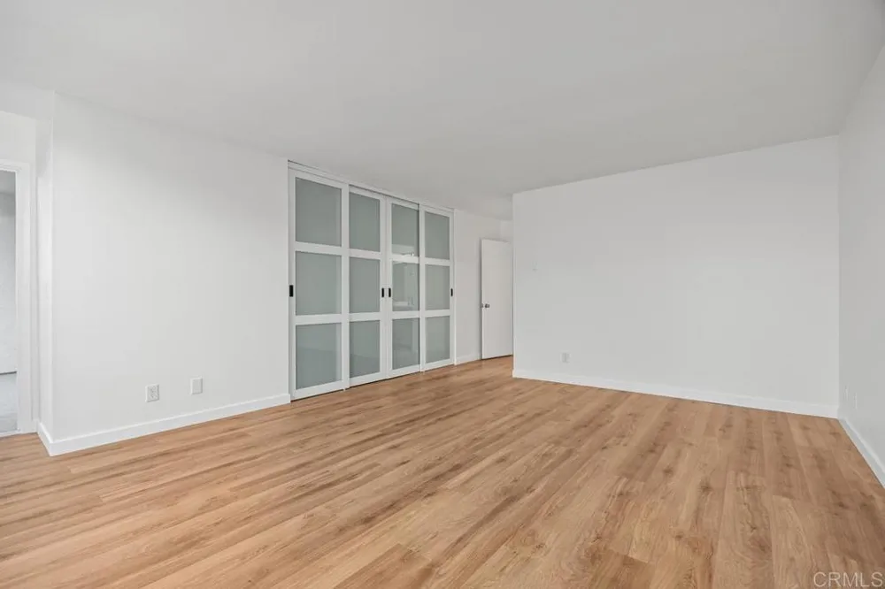 424 Stratford Court #A21 Del Mar, CA 92014