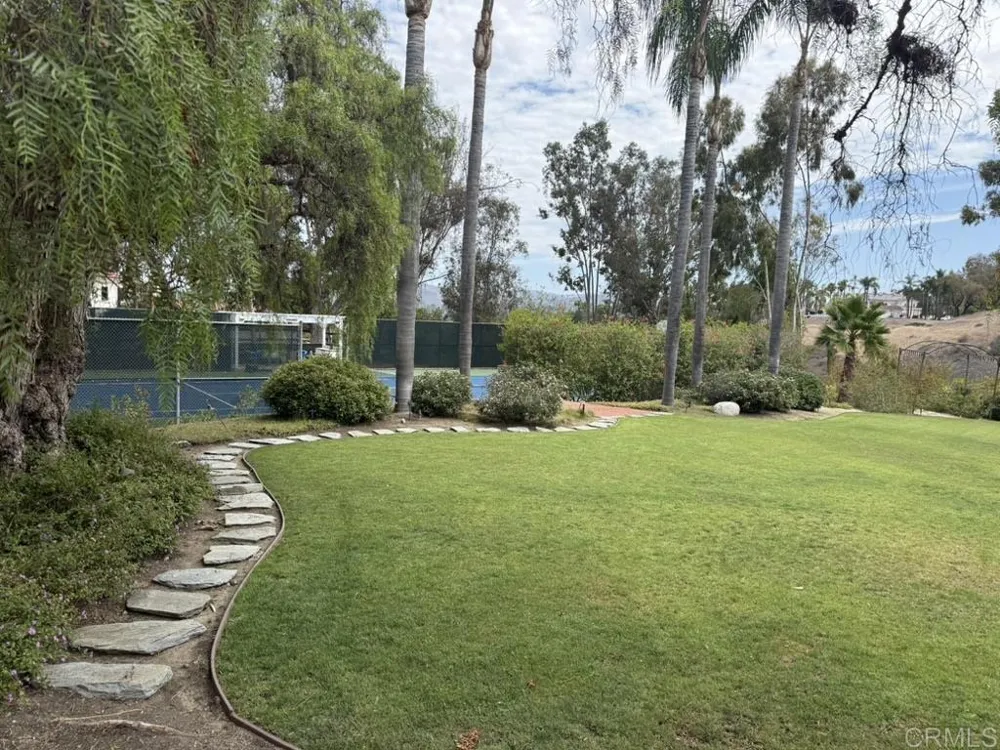 18081 Avenida Alondra Rancho Santa Fe, CA 92067