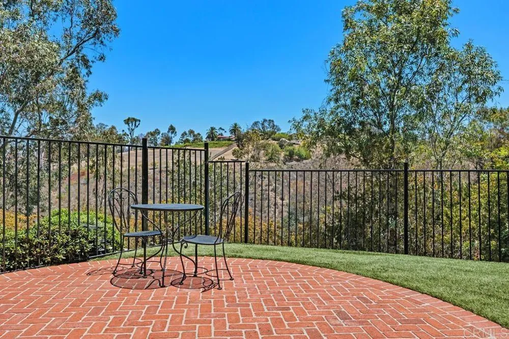 18081 Avenida Alondra Rancho Santa Fe, CA 92067