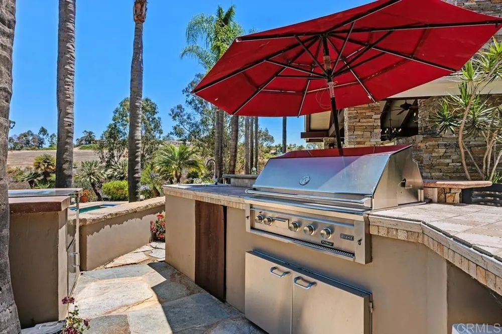 18081 Avenida Alondra Rancho Santa Fe, CA 92067