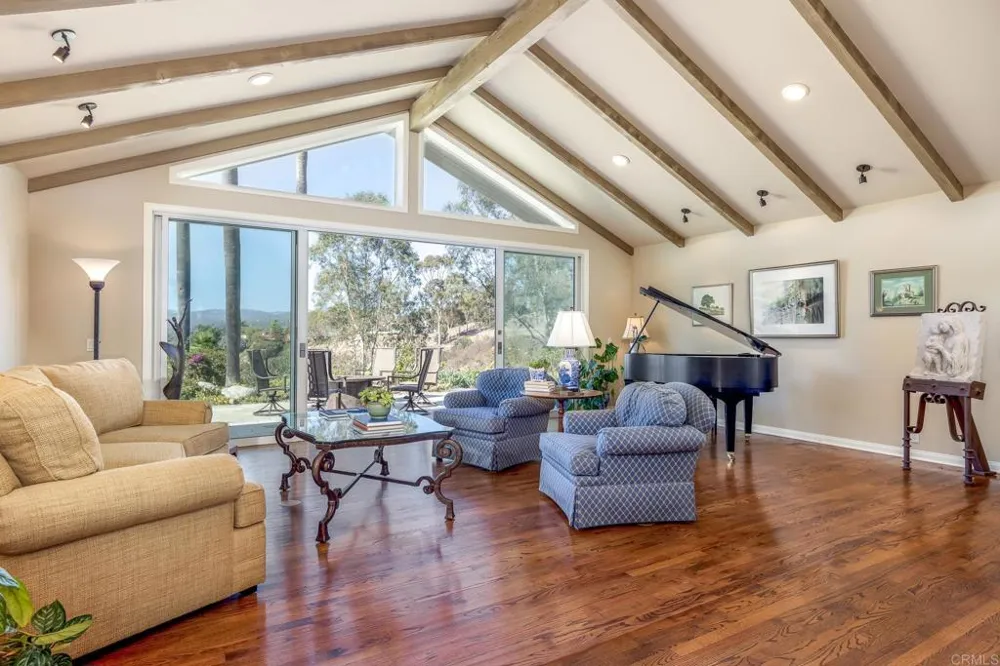 18081 Avenida Alondra Rancho Santa Fe, CA 92067