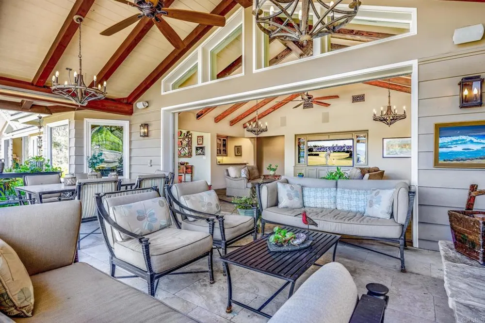18081 Avenida Alondra Rancho Santa Fe, CA 92067