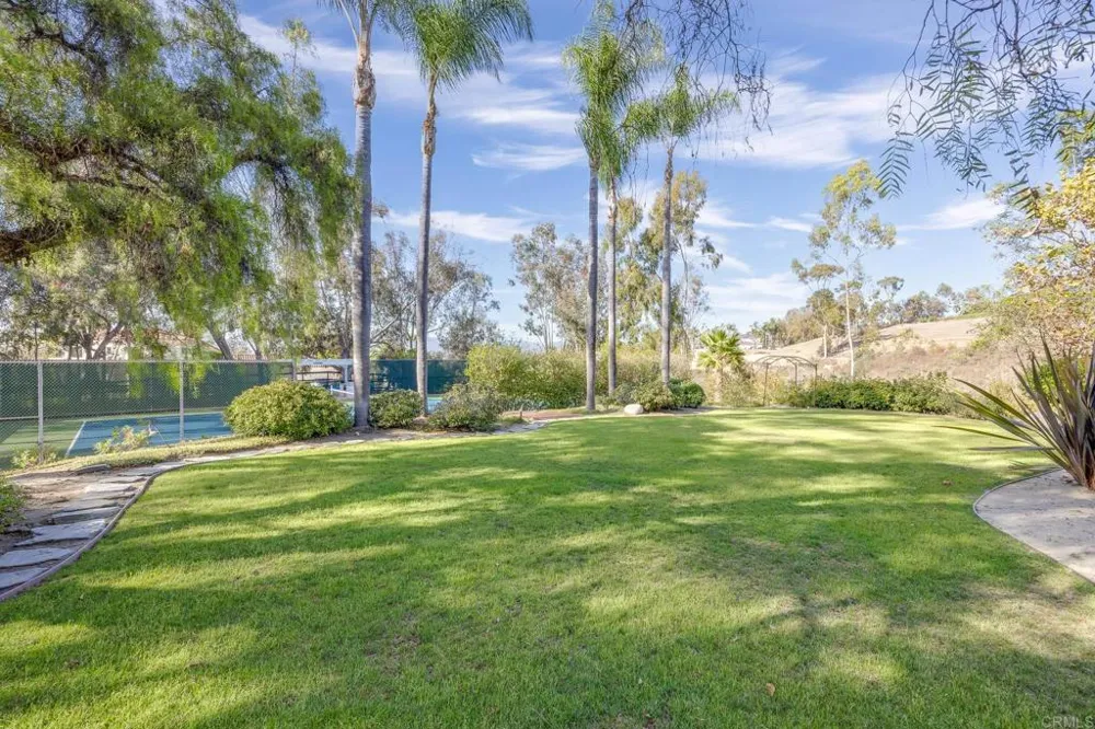 18081 Avenida Alondra Rancho Santa Fe, CA 92067
