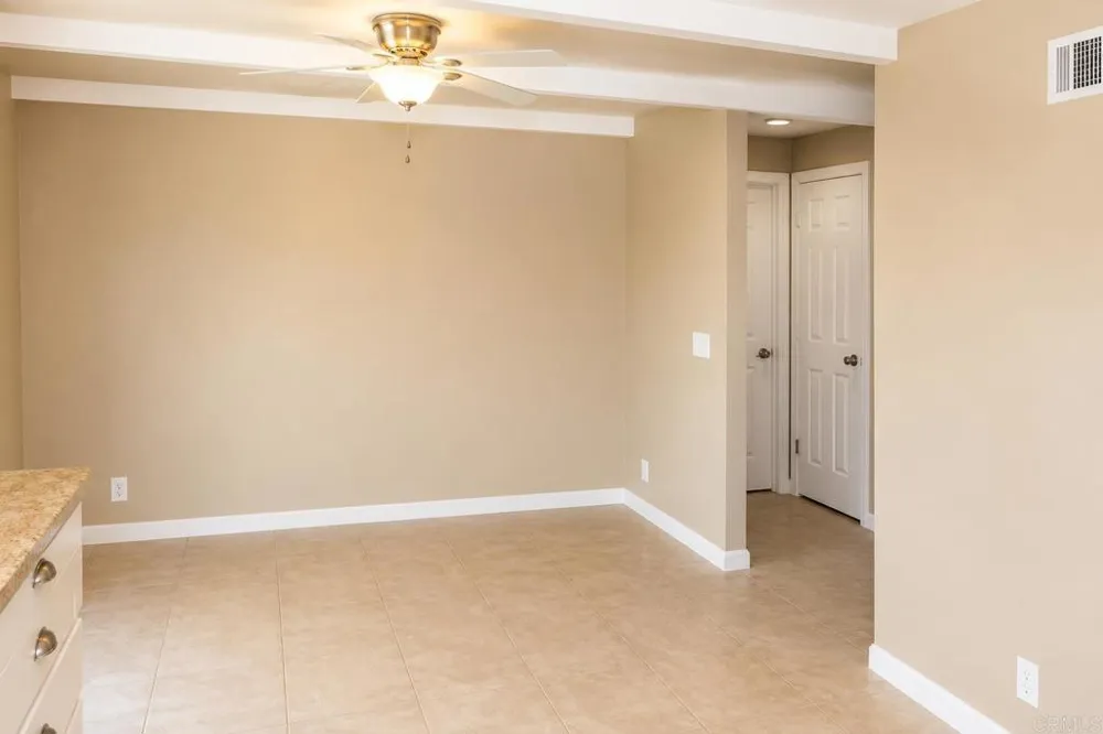 844 Raintree Place Vista, CA 92084