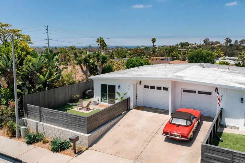 212 Gloxina St Encinitas, CA 92024