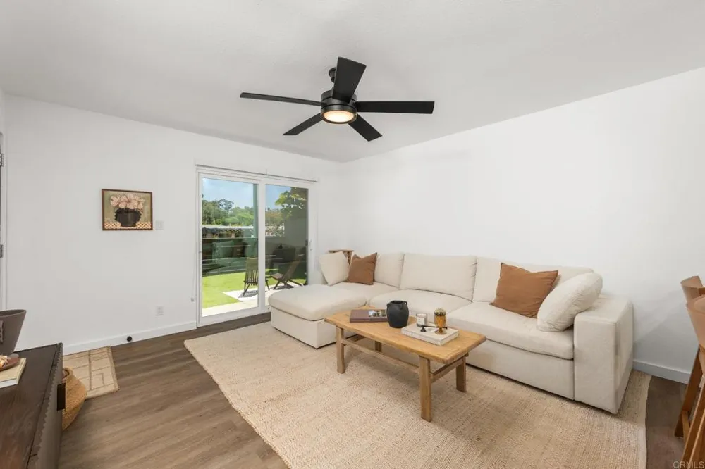212 Gloxina St Encinitas, CA 92024