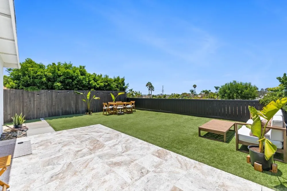 212 Gloxina St Encinitas, CA 92024
