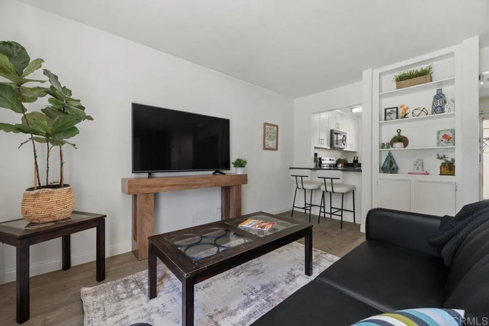 128 Candice Place Vista, CA 92083