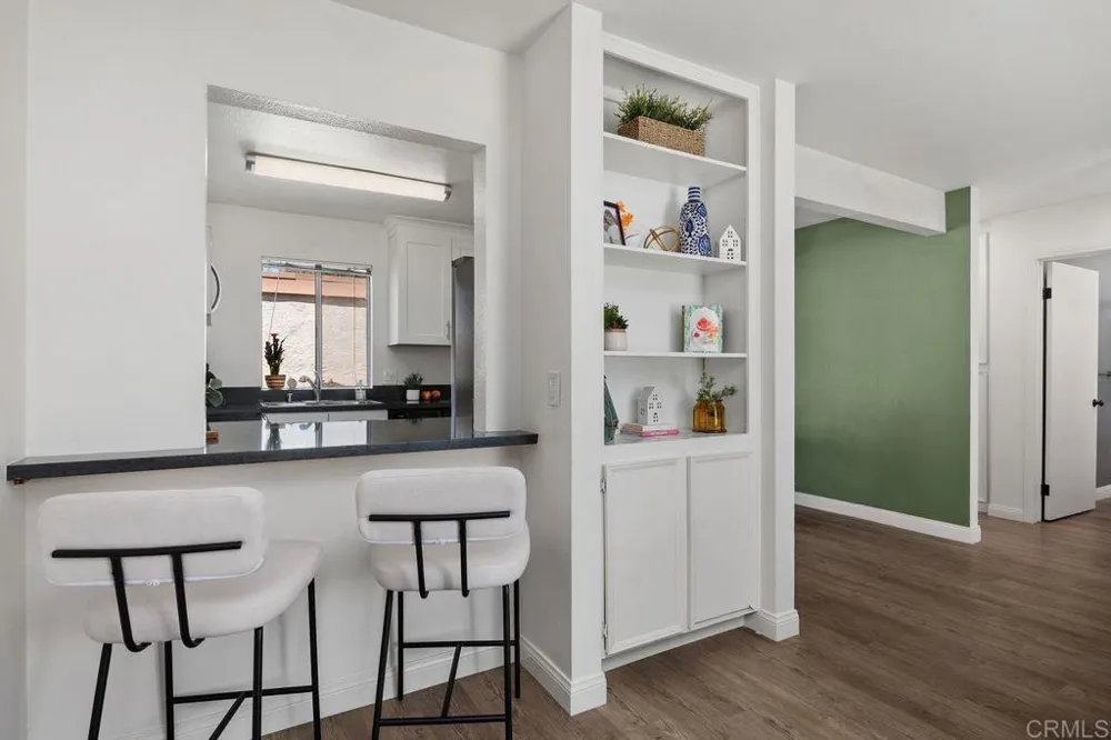 128 Candice Place Vista, CA 92083