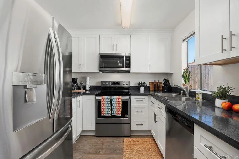 128 Candice Place Vista, CA 92083