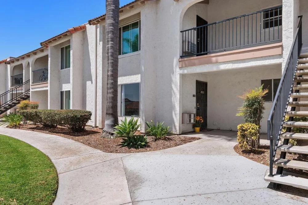 128 Candice Place Vista, CA 92083