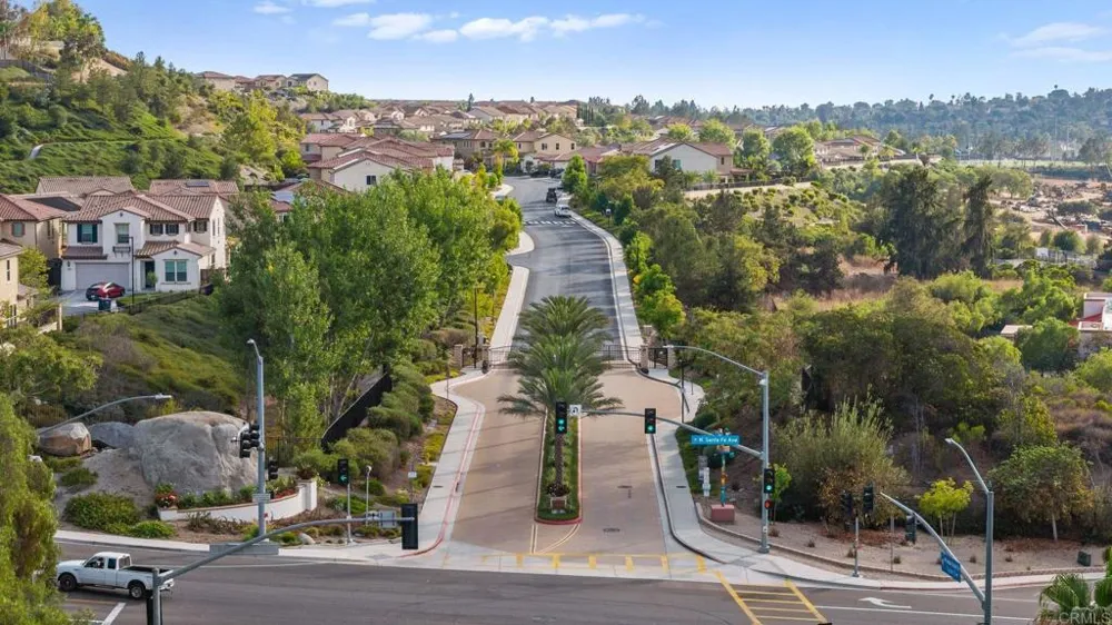 261 Flores Lane Vista, CA 92083