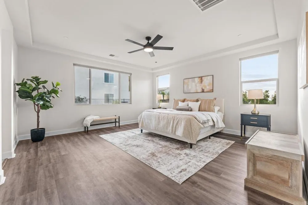 261 Flores Lane Vista, CA 92083