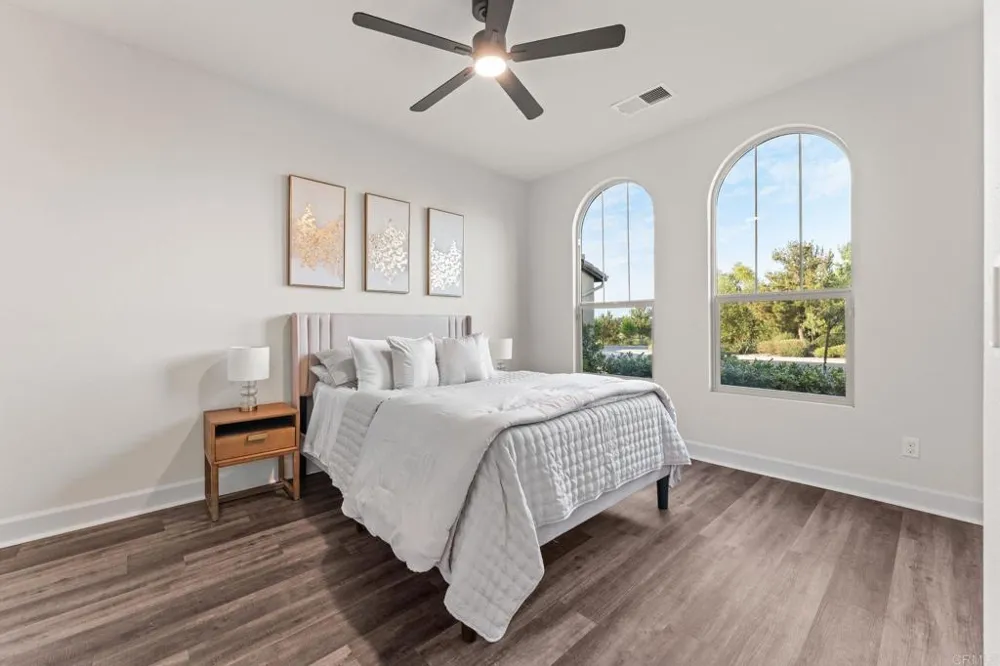 261 Flores Lane Vista, CA 92083