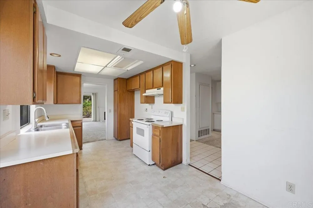 4308 Los Padres Dr Fallbrook, CA 92028
